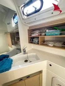 Head on Amour, a Beneteau Oceanis 30.1 sailboat at Plan-d'Aups-Sainte-Baume, France