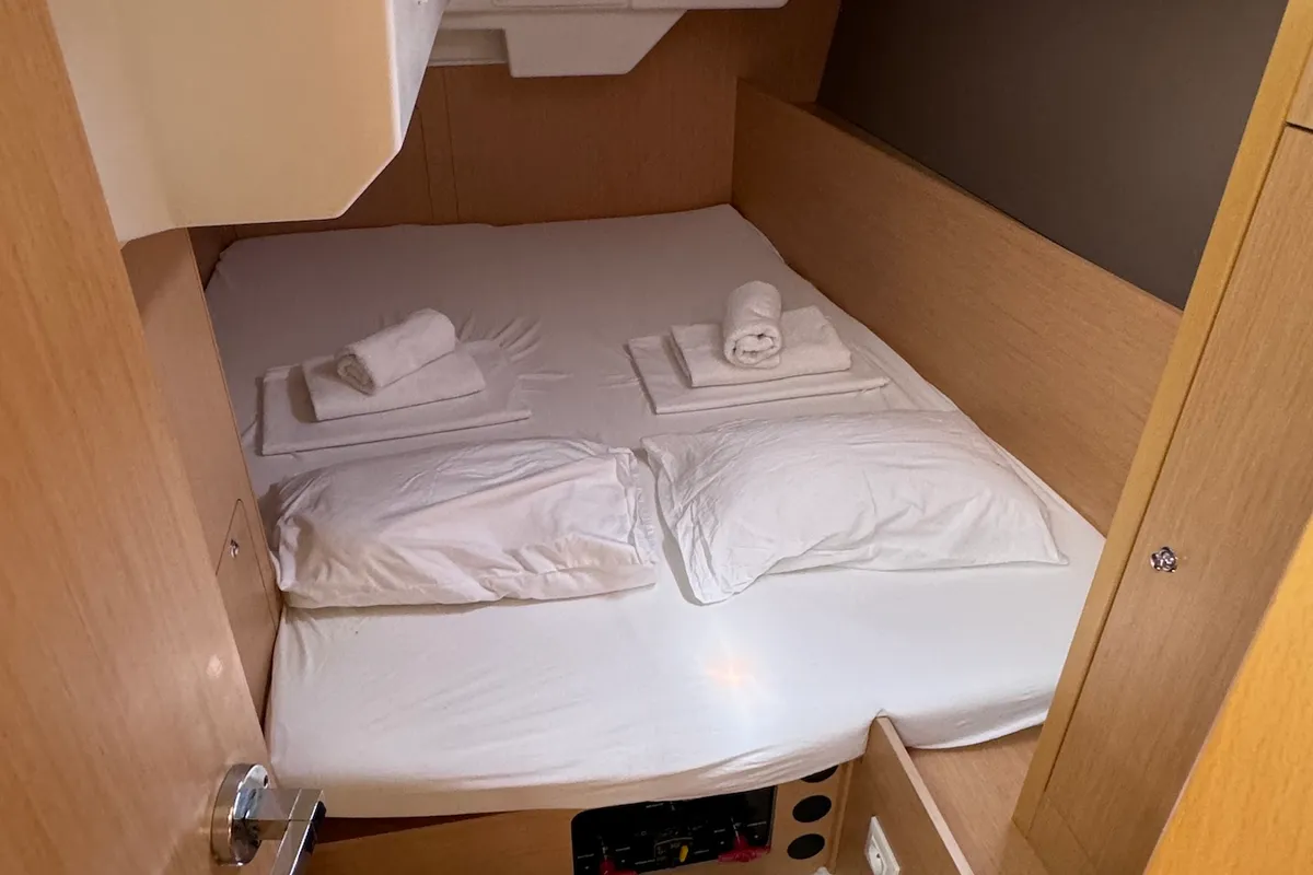 Cabin on Felina, a Beneteau Oceanis 38 sailboat at Sukošan, Croatia