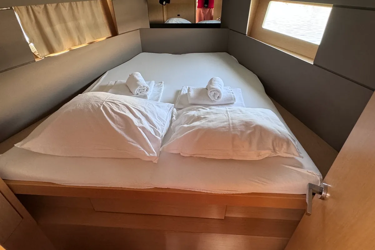 Cabin on Felina, a Beneteau Oceanis 38 sailboat at Sukošan, Croatia