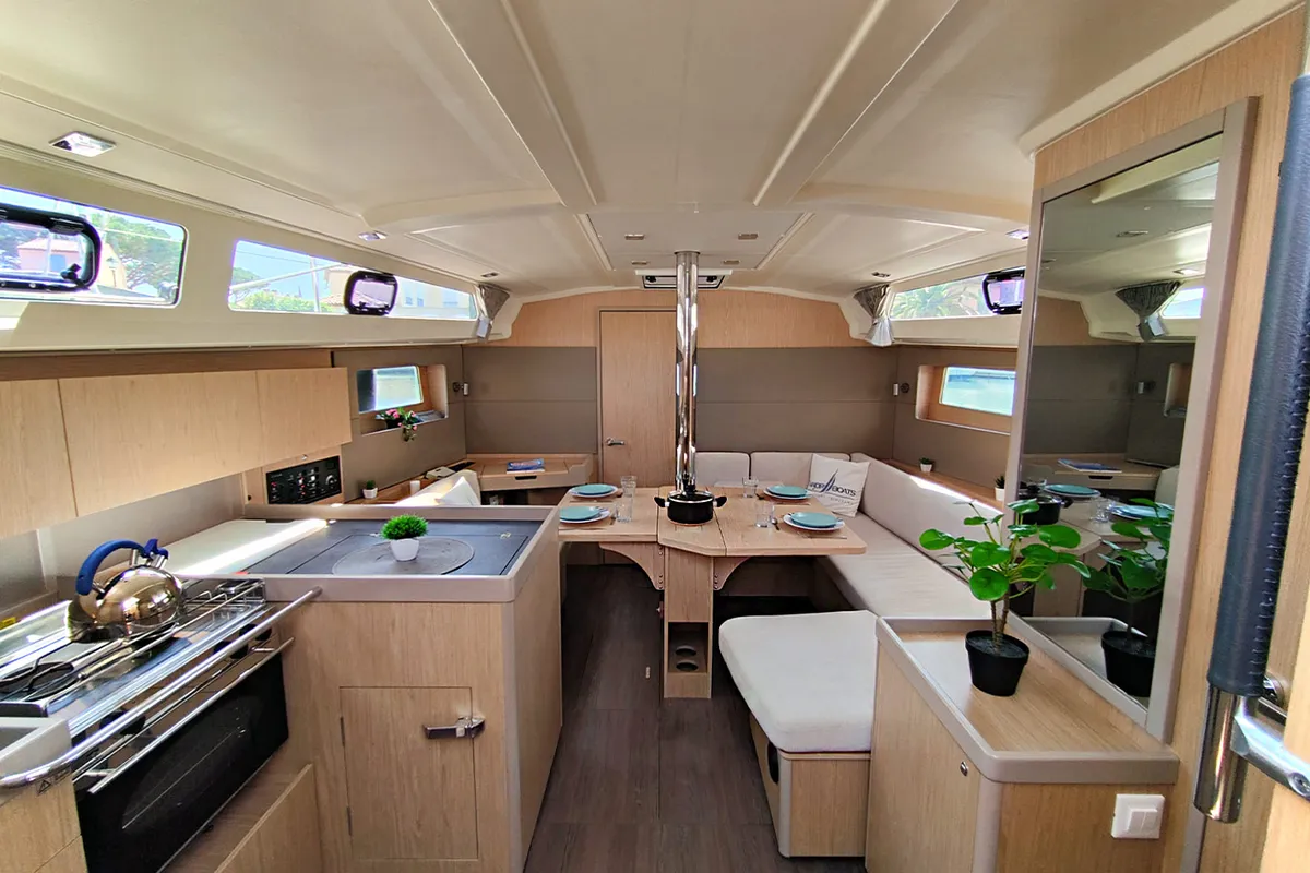Galley of Blue Hop, a Beneteau Oceanis 41.1 sailboat at Grimaud, France