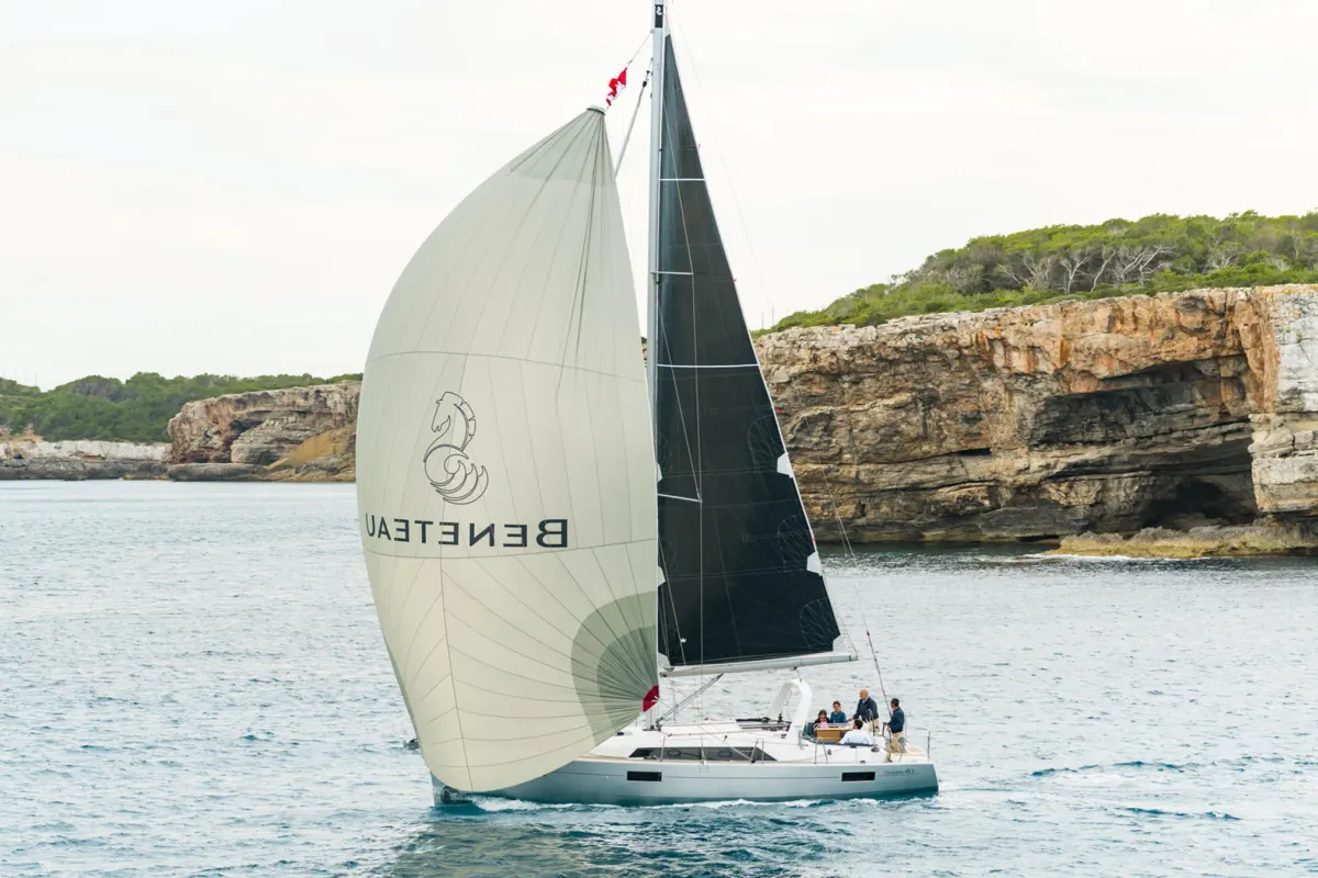 Exterior view of Blue Hop, a Beneteau Oceanis 41.1 sailboat at Grimaud, France