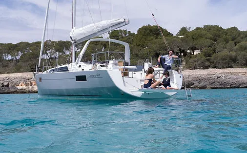 Exterior view of Blue Hop, a Beneteau Oceanis 41.1 sailboat at Grimaud, France