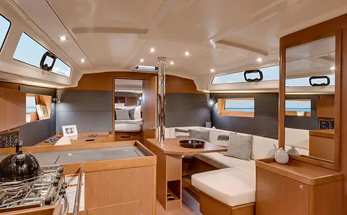 Salon of Blue Hop, a Beneteau Oceanis 41.1 sailboat at Grimaud, France