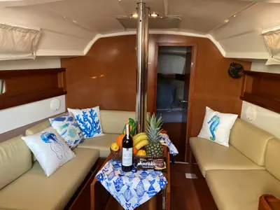 Salon of Cakil, a Beneteau Oceanis 34 sailboat at Marmaris, Turkey