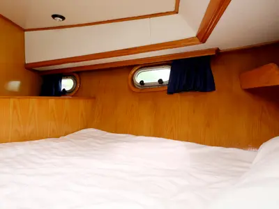 Cabin on Callisto, a Pedro Solano 33 motorboat at Heukelum, Netherlands