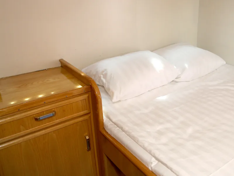 Cabin on Callisto, a Pedro Solano 33 motorboat at Heukelum, Netherlands
