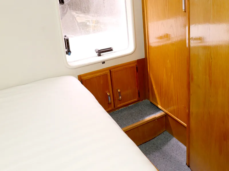 Cabin on Callisto, a Pedro Solano 33 motorboat at Heukelum, Netherlands