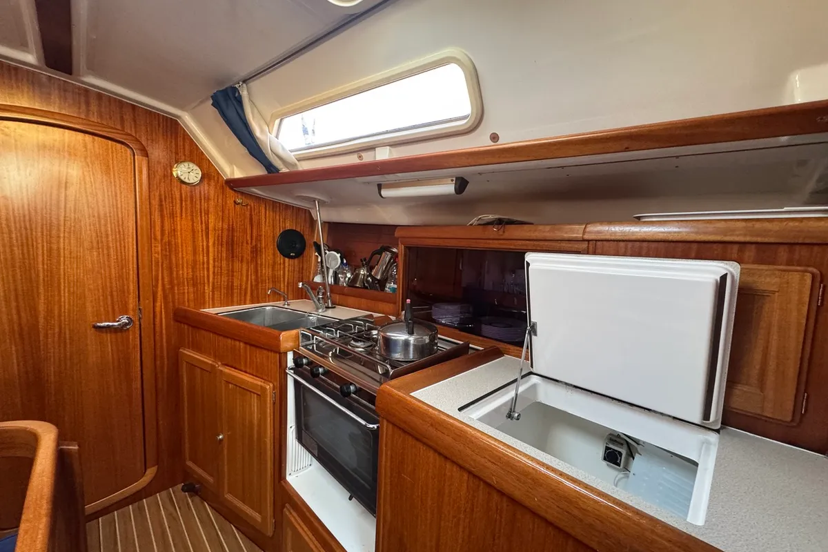 Galley of Marmotton, a Dufour 36 Classic sailboat at La Rochelle, France