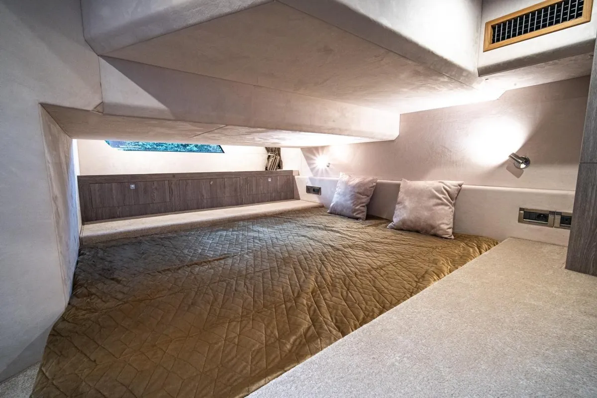 Cabin on Hvar, a Maxima 37 motor yacht at Seget Donji, Croatia