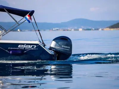 Exterior view of no name, a Elan 650 motorboat at Općina Sukošan, Croatia
