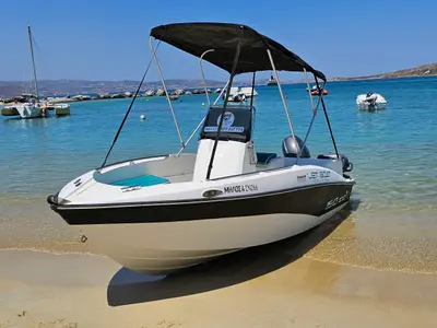 Milos V, a Compass 150 motorboat at Naxos, Greece