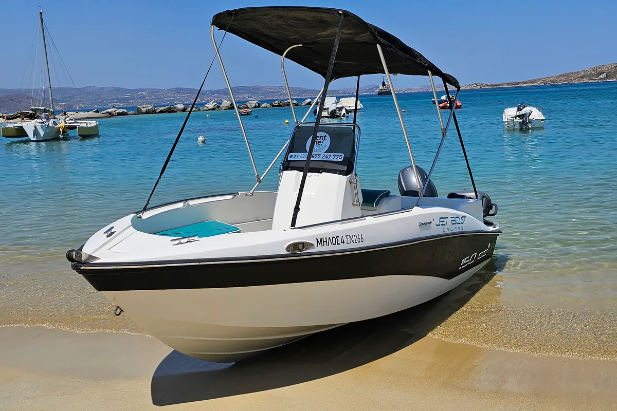 Milos V, a Compass 150 motorboat at Naxos, Greece