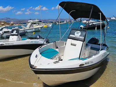 Milos V, a Compass 150 motorboat at Naxos, Greece