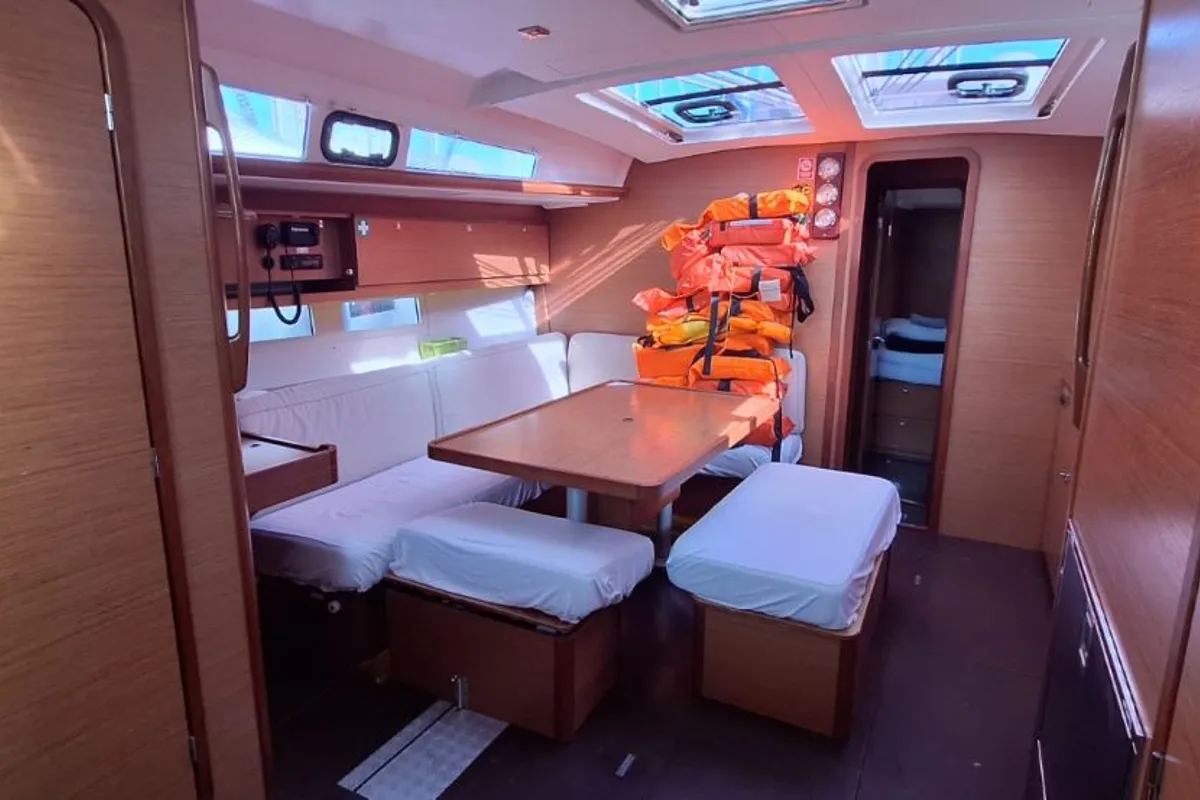 Salon of Ibis, a Dufour 460 GL sailboat at Grad Šibenik, Croatia