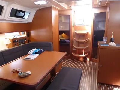 Salon of Ti Tengo D'okkio, a Bavaria Cruiser 46 sailboat at Procida, Italy