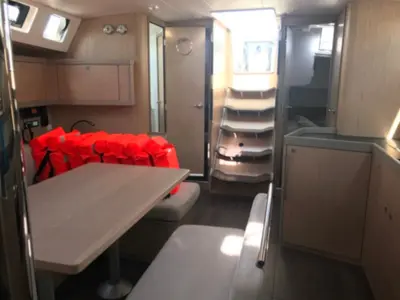 Salon of Alphard, a Beneteau Oceanis 45 sailboat at Rosignano Solvay, Italy