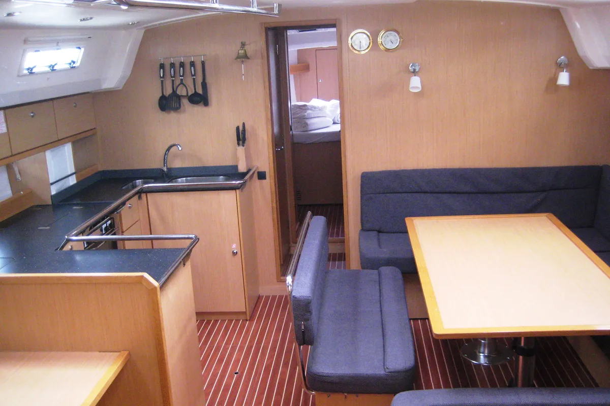Salon of Six, a Bavaria Cruiser 51 sailboat at Tonnarella, Italy