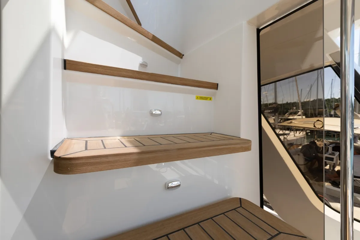 Salon of Seven Seas, a Greenline 58 Fly motor yacht at Pirovac, Croatia