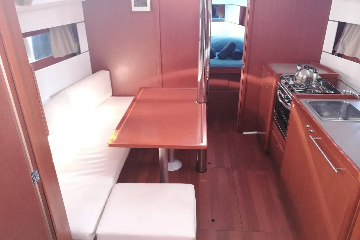 Salon of Ariele, a Beneteau Oceanis 38.1 sailboat at Tonnarella, Italy