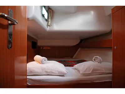 Cabin on Hermes, a Beneteau Cyclades 43.4 sailboat at Preveza, Greece