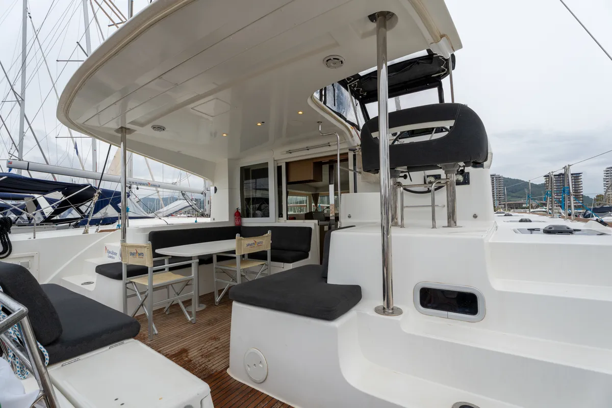 Deck of Mascalzone Lametino, a Lagoon 40 catamaran at Salerno, Italy