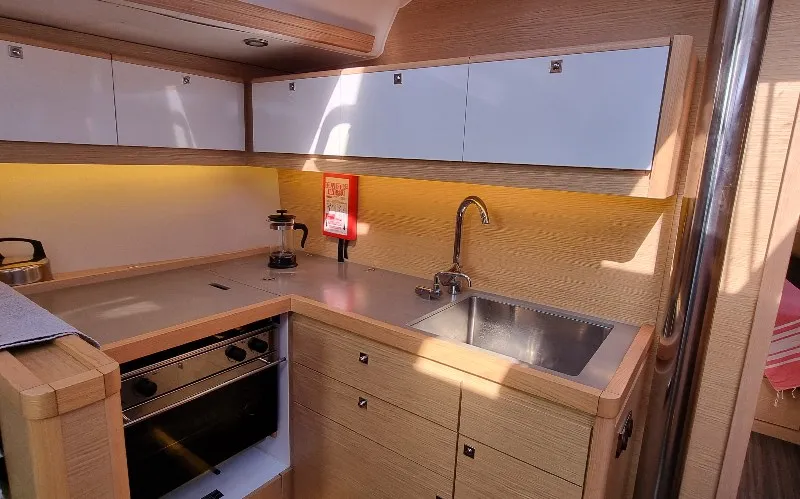 Galley of Lucie, a Dufour 430 sailboat at Vallauris, France