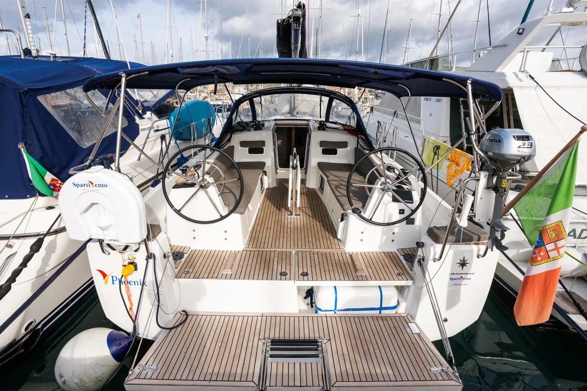 Cockpit of Phoenix, a Jeanneau Sun Odyssey 380 sailboat at Rosignano Solvay, Italy