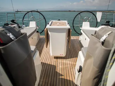 Cockpit of Isla Bonita, a Beneteau Oceanis 40.1 sailboat at Općina Medulin, Croatia