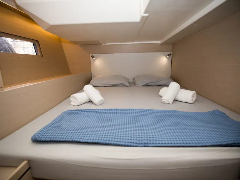 Cabin on Nireas, a Beneteau Oceanis 51.1 sailboat at Athens, Greece