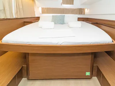 Cabin on Equilibrium, a Lagoon 42 catamaran at Kontokali, Greece