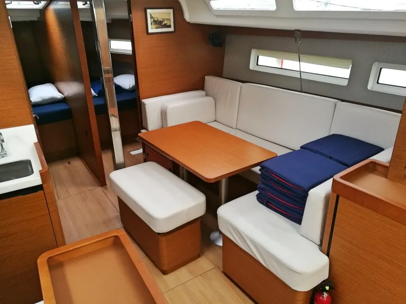 Salon of Sandy, a Jeanneau Sun Odyssey 440 sailboat at Piombino, Italy