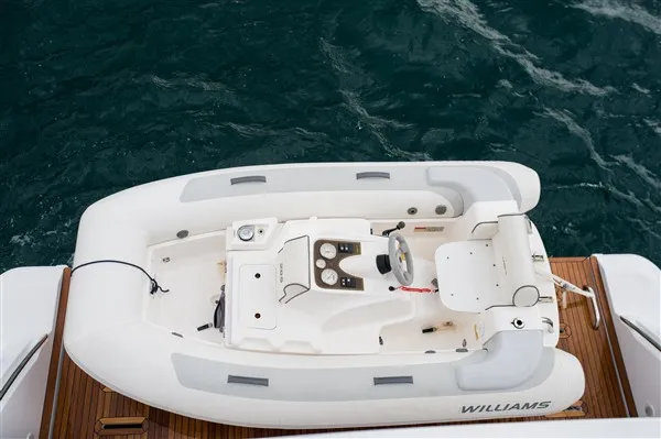 Mawi, a Azimut 55 motorboat at Grad Šibenik, Croatia