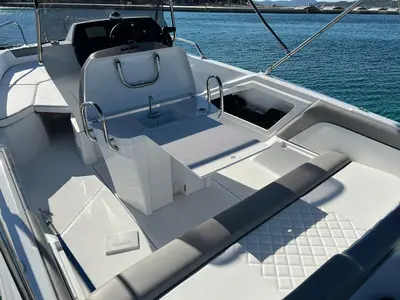 Deck of Salpa, a Salpa Sunsix motorboat at Grad Vodice, Croatia