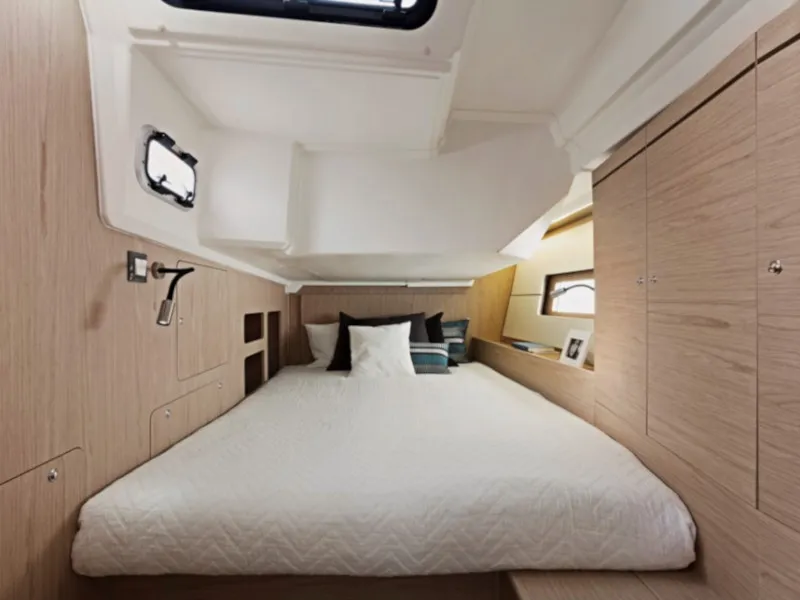 Cabin on Utopia, a Beneteau Oceanis 46.1 sailboat at Volos, Greece