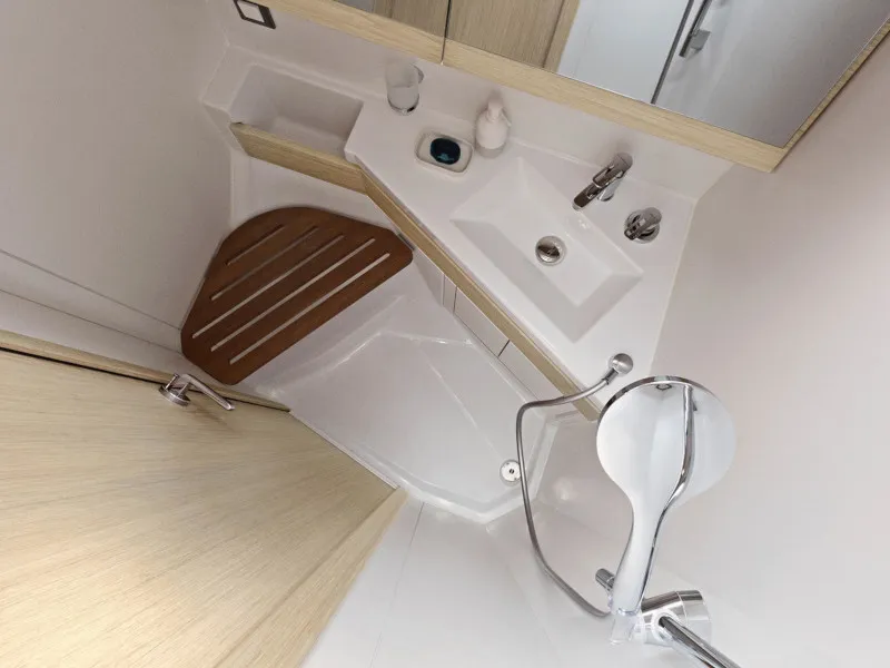 Head on Utopia, a Beneteau Oceanis 46.1 sailboat at Volos, Greece