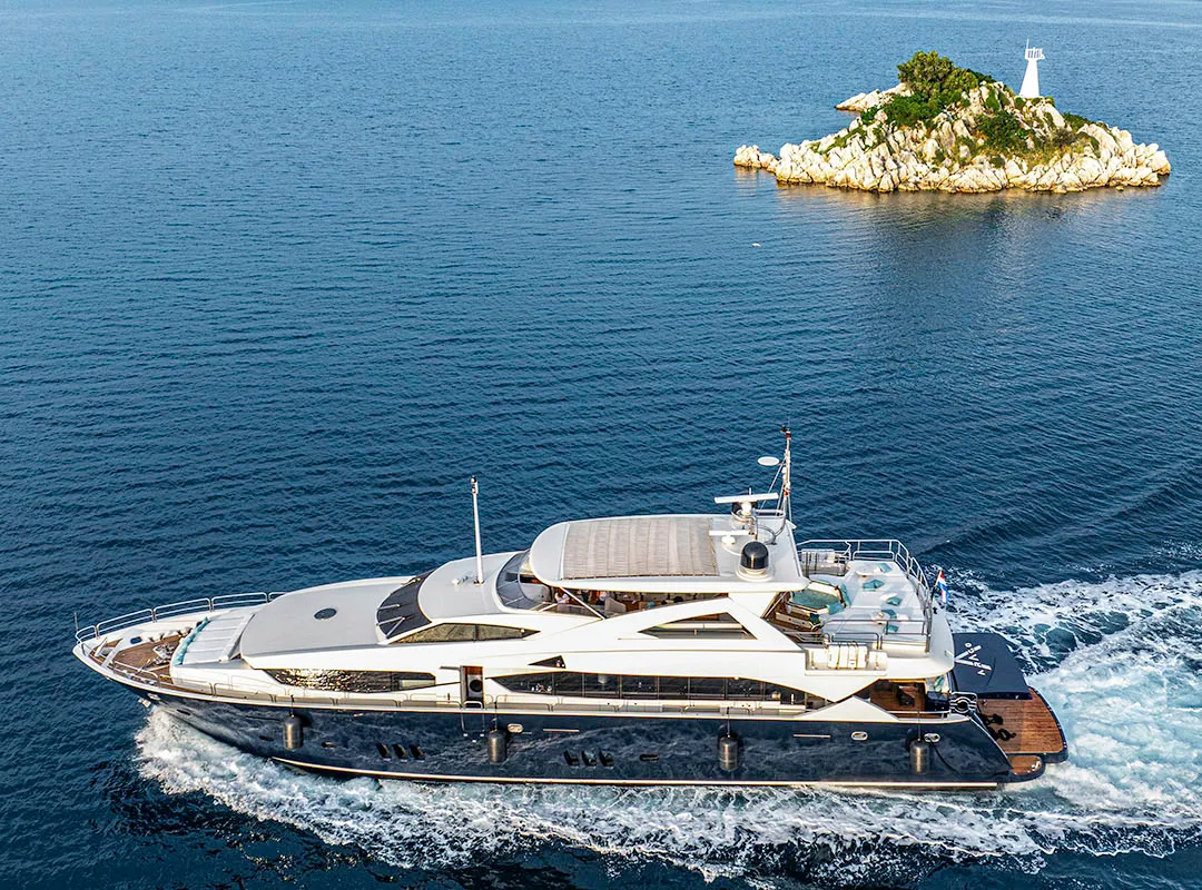 Exterior view of Arago, a Sunseeker Yacht 34M motor yacht at Grad Trogir, Croatia