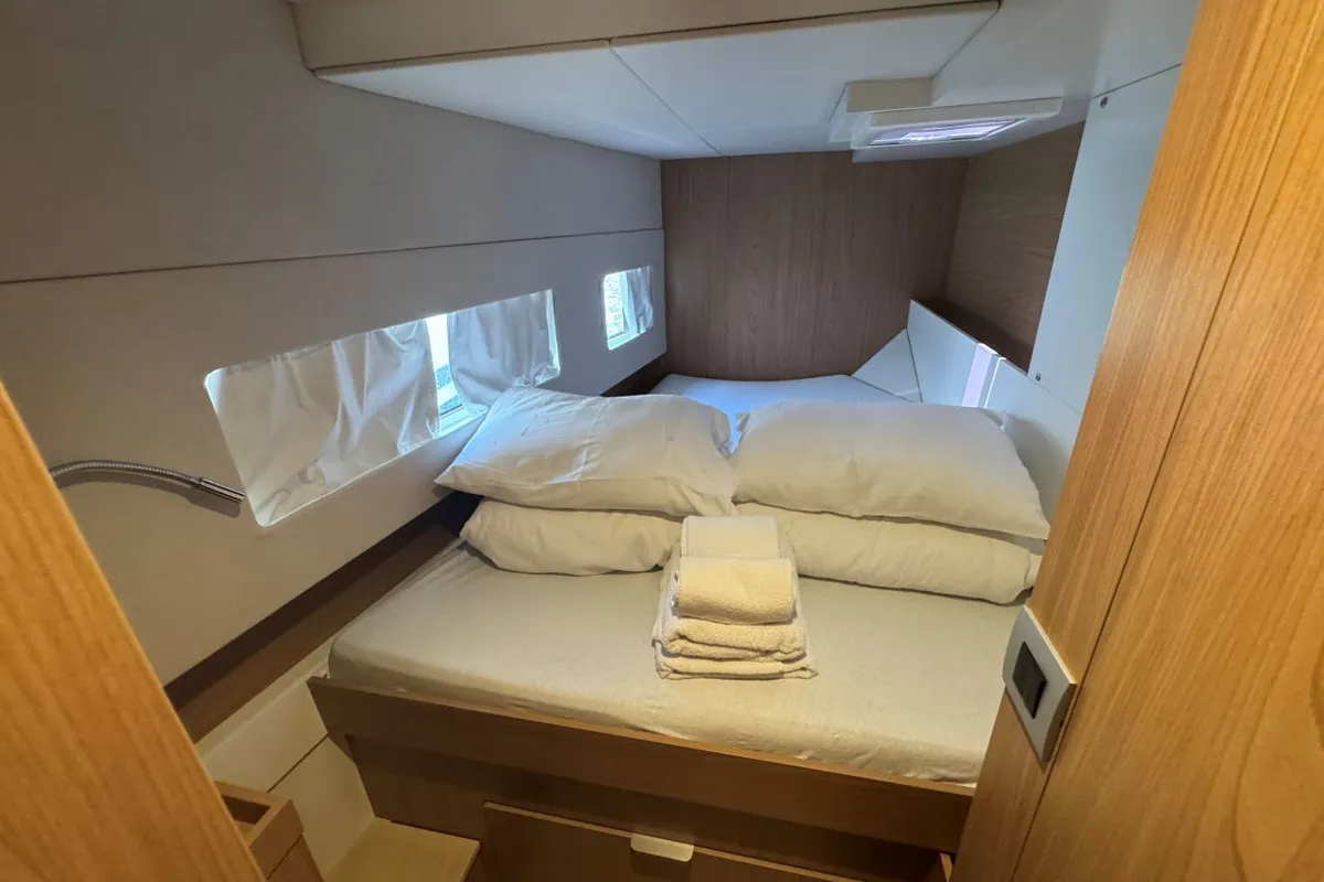 Cabin on Voyager 1532/2025, a Bali Catsmart catamaran at Palma de Mallorca, Spain