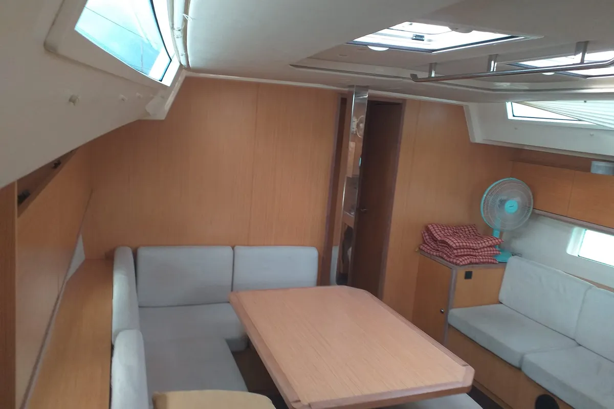 Salon of Northern Star, a Bavaria C45 sailboat at Baan Salak Phet, Thailand