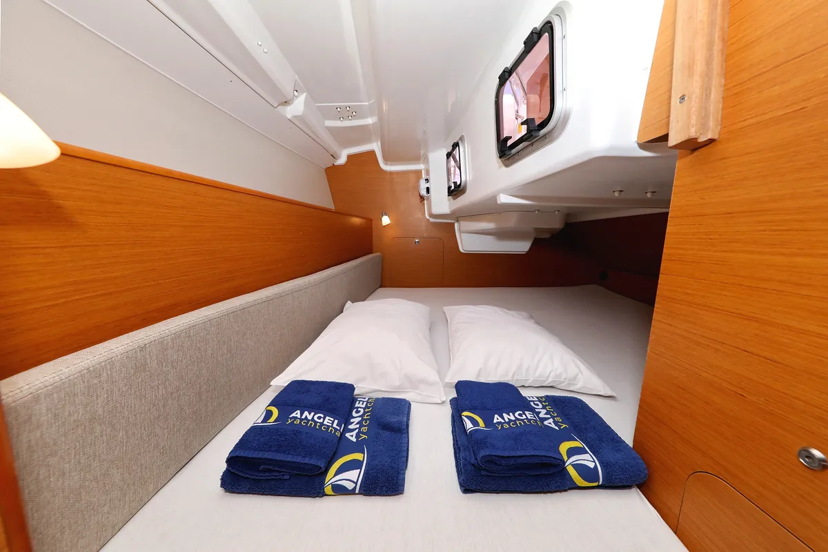 Cabin on Cosma, a Jeanneau Sun Odyssey 33i sailboat at Grad Biograd na Moru, Croatia