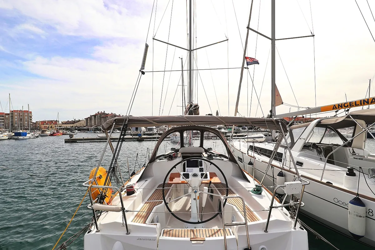 Exterior view of Cosma, a Jeanneau Sun Odyssey 33i sailboat at Grad Biograd na Moru, Croatia