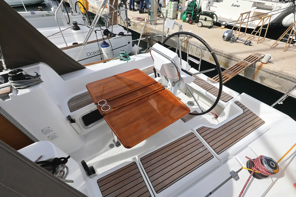 Deck of Cosma, a Jeanneau Sun Odyssey 33i sailboat at Grad Biograd na Moru, Croatia