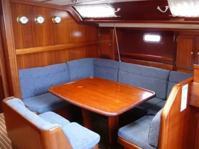 Salon of SY Zoe, a Bavaria 47 sailboat at Kontokali, Greece
