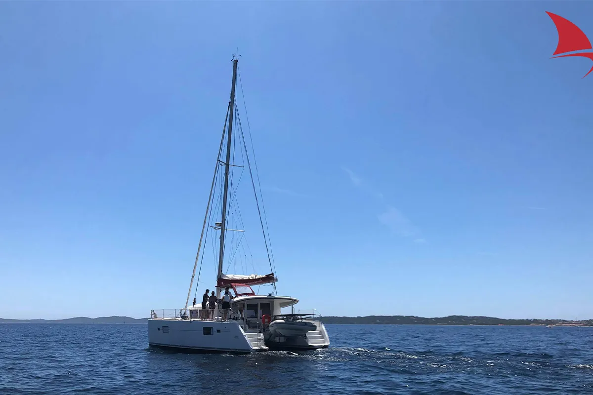 Exterior view of Maya, a Lagoon 400 catamaran at Plan-d'Aups-Sainte-Baume, France
