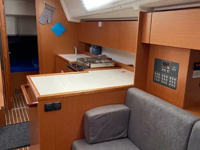Galley of Horizon, a Bavaria C42 sailboat at Vrsar, Croatia