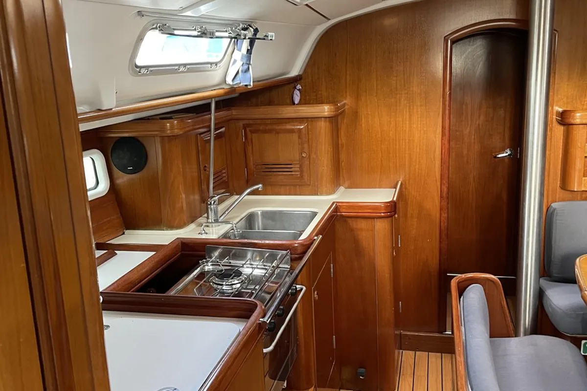 Galley of M&M, a Beneteau Oceanis 411 Celebration sailboat at Grad Omiš, Croatia