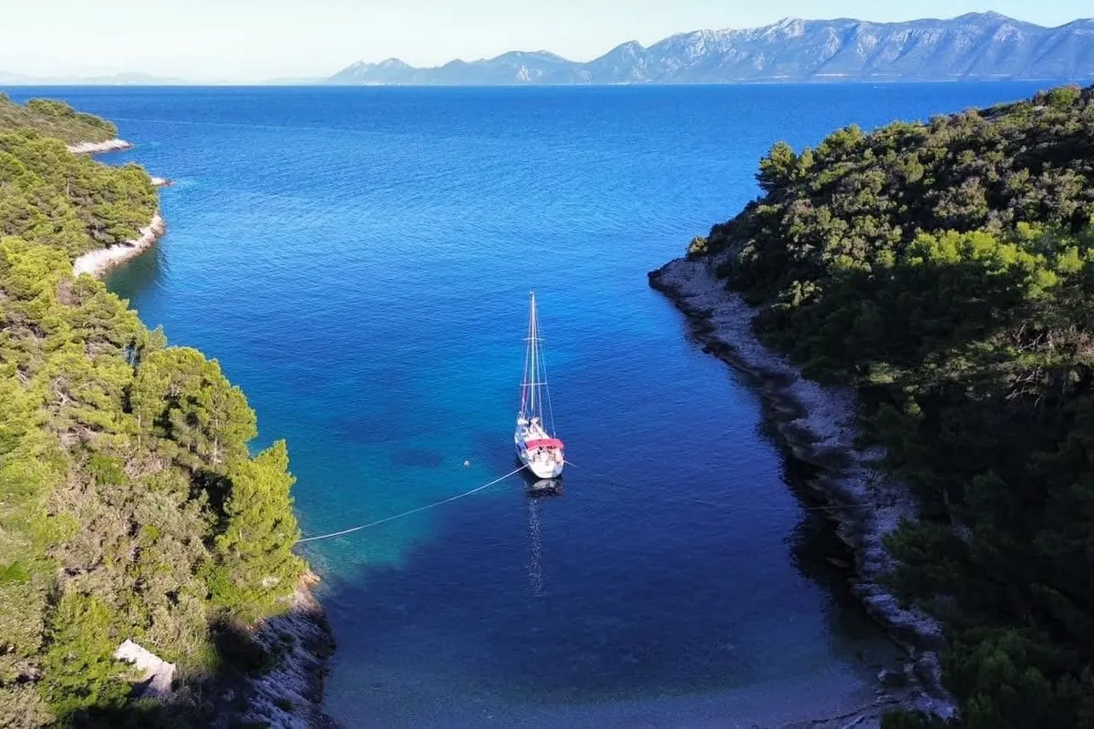 Exterior view of M&M, a Beneteau Oceanis 411 Celebration sailboat at Grad Omiš, Croatia