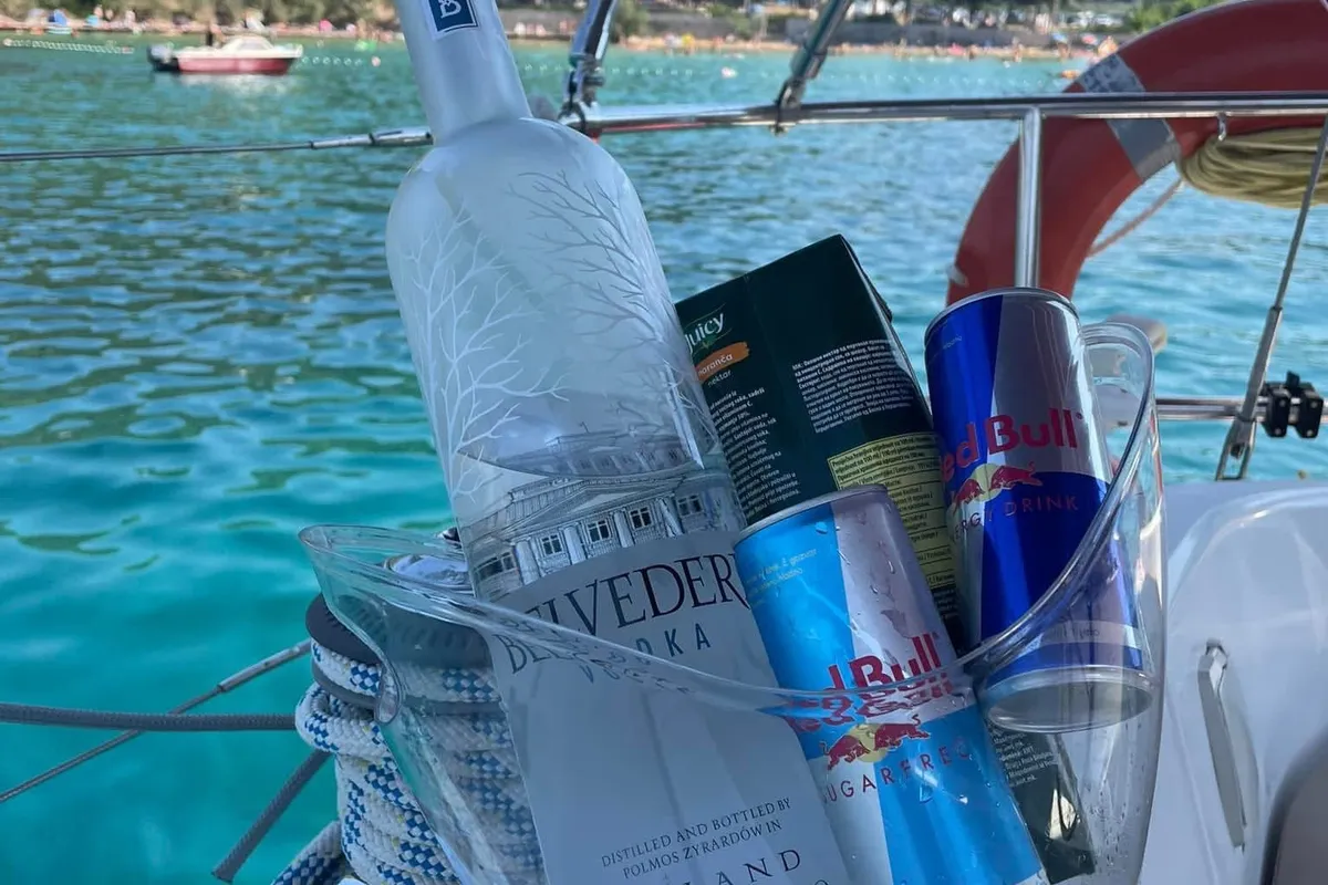 M&M, a Beneteau Oceanis 411 Celebration sailboat at Grad Omiš, Croatia