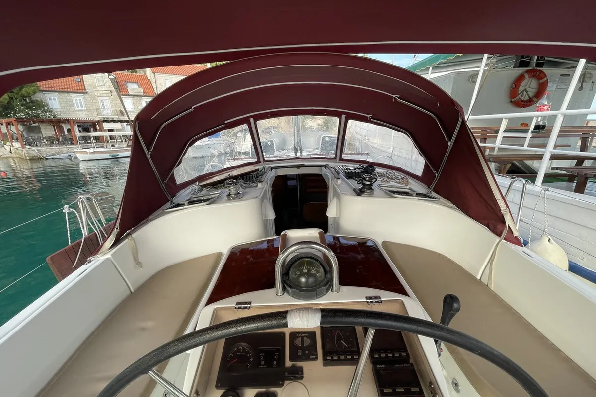 Cockpit of M&M, a Beneteau Oceanis 411 Celebration sailboat at Grad Omiš, Croatia