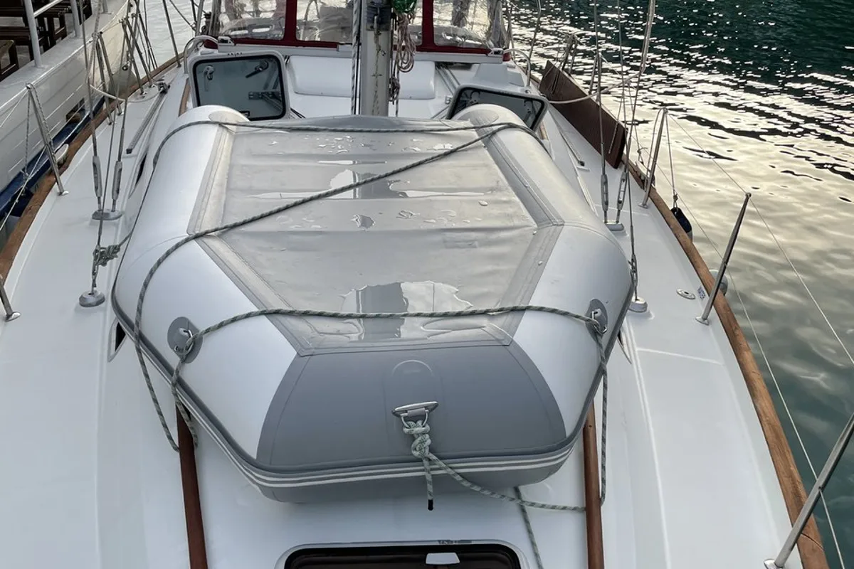Deck of M&M, a Beneteau Oceanis 411 Celebration sailboat at Grad Omiš, Croatia