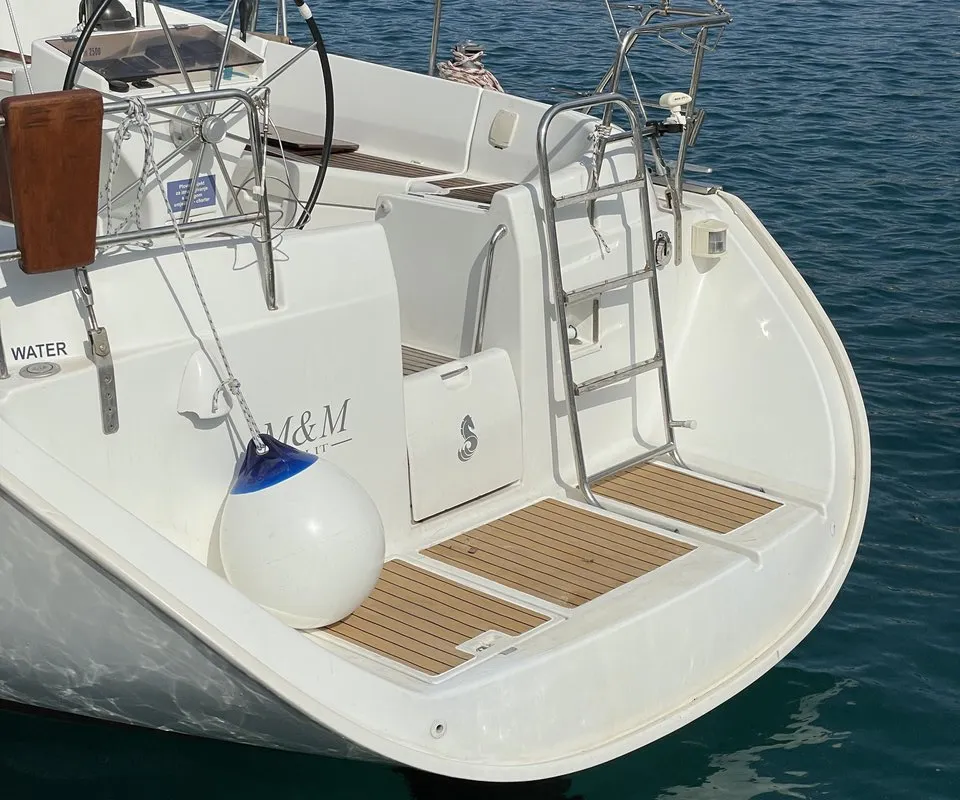 Deck of M&M, a Beneteau Oceanis 411 Celebration sailboat at Grad Omiš, Croatia